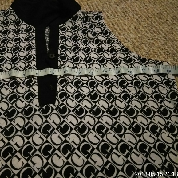 Women's Fashion Art Black and White Blouse - Picture 6 of 6